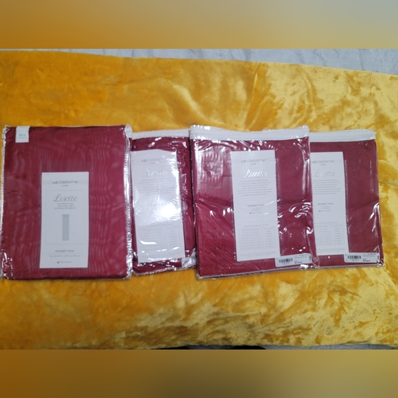Set of 2 Burgundy Sheer Gromet curtains. Never used (NWT) - Picture 2 of 4